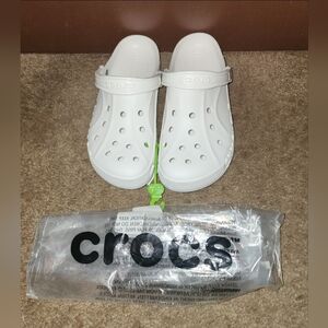 NWT UNISEX Crocs Adult Baya White Cloggs Womens 10 / Mens 8